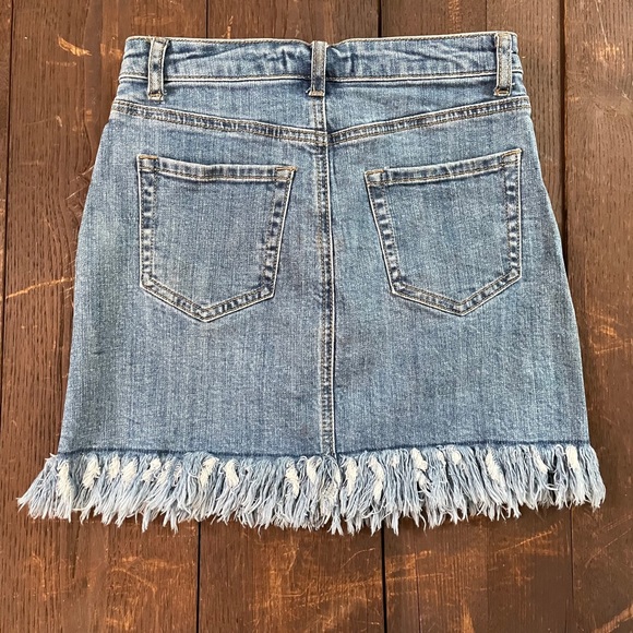 FOREVER 21 Frayed Denim Mini Skirt - Picture 7 of 11